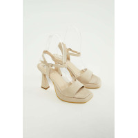 Tamer Tanca Kadın Hakiki Deri Bej Topuklu Sandalet