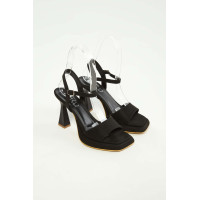 Tamer Tanca Kadın Hakiki Deri Siyah Süet Topuklu Sandalet