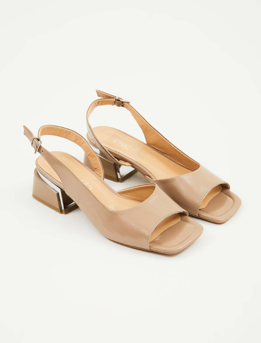 Tamer Tanca Kadın Hakiki Deri Siyah Rugan Topuklu Sandalet Tamer Tanca Kadın Hakiki Deri Siyah Rugan Topuklu Sandalet