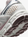 Nike Zoom Vomero 5 Kadın Gri Spor Ayakkabı Nike Zoom Vomero 5 Kadın Gri Spor Ayakkabı