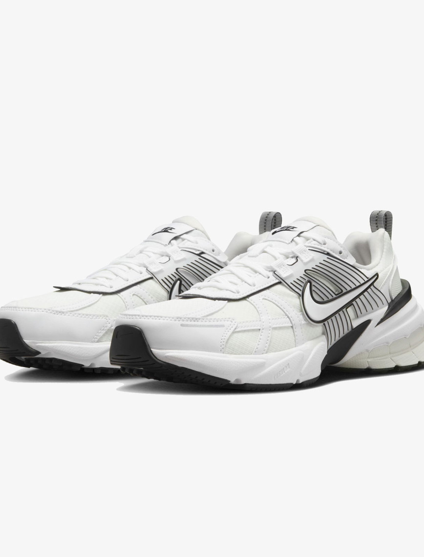 Nike V2K Run Kadın Beyaz Spor Ayakkabı Nike V2K Run Kadın Beyaz Spor Ayakkabı