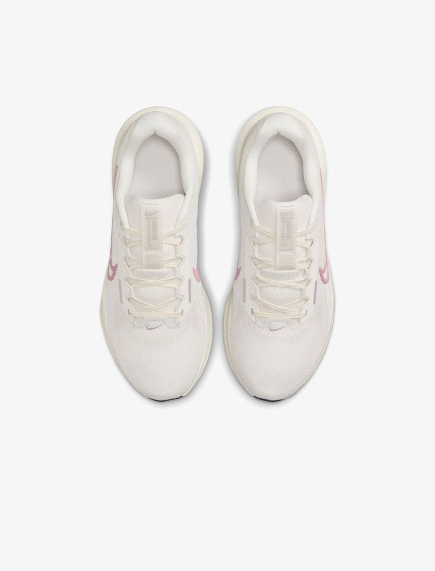 Nike Downshifter 13 Kadın Krem Rengi Koşu Ayakkabısı Nike Downshifter 13 Kadın Krem Rengi Koşu Ayakkabısı