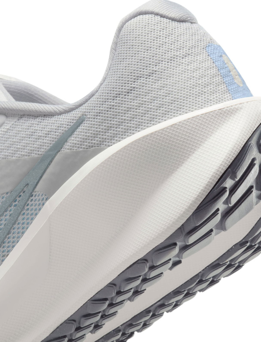 Nike Downshifter 13 Kadın Gri Koşu Ayakkabısı Nike Downshifter 13 Kadın Gri Koşu Ayakkabısı