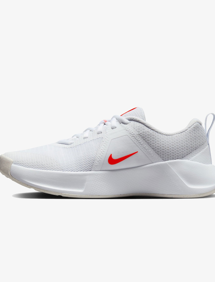 Nike MC Trainer 3 Kadın Beyaz Spor Ayakkabı Nike MC Trainer 3 Kadın Beyaz Spor Ayakkabı