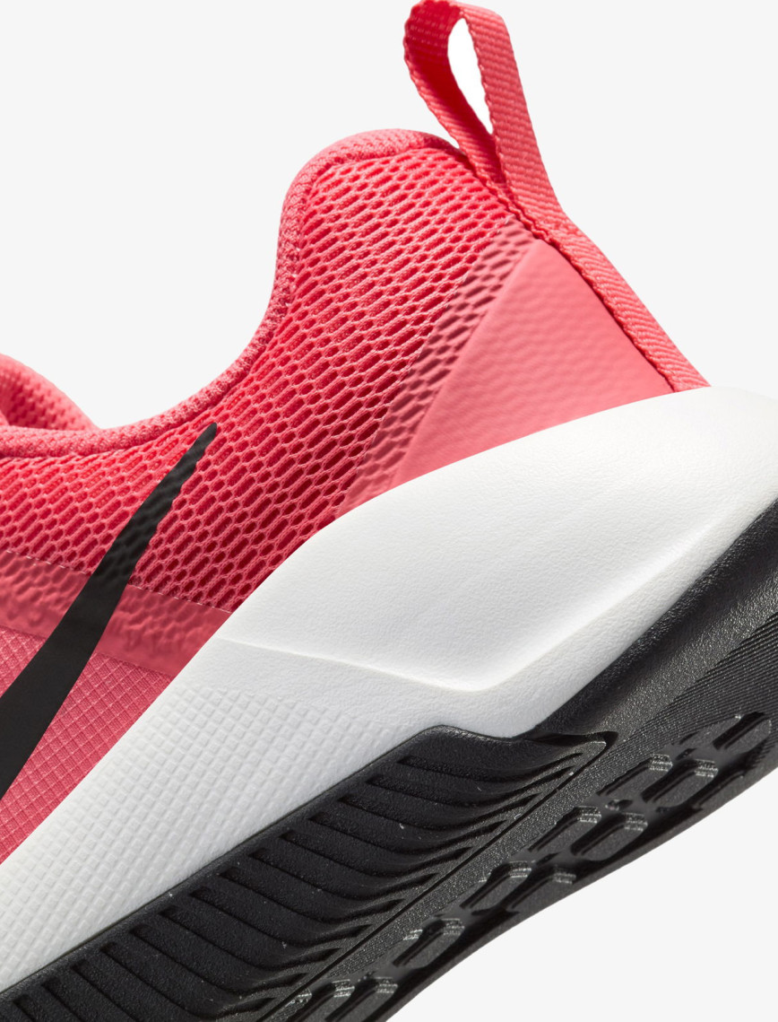 Nike MC Trainer 3 Kadın Turuncu Spor Ayakkabı Nike MC Trainer 3 Kadın Turuncu Spor Ayakkabı