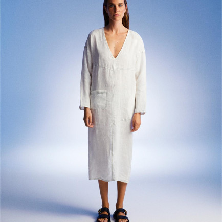 V Yaka Elbise V Yaka Elbise