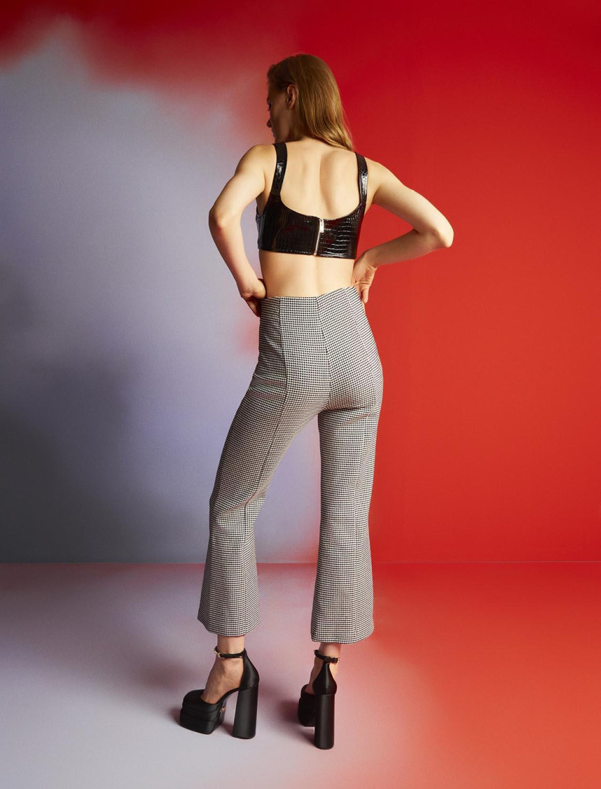 Kalp Yaka Rugan Crop Top Kalp Yaka Rugan Crop Top