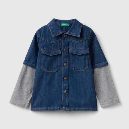 Erkek Çocuk Lacivert Yama Cepli Yırtmaçlı Düğmeli Çift Kat Denim Gömlek Erkek Çocuk Lacivert Yama Cepli Yırtmaçlı Düğmeli Çift Kat Denim Gömlek