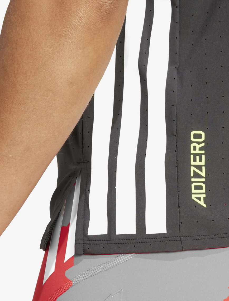 adidas Adizero Running Kadın Siyah Koşu T-Shirt adidas Adizero Running Kadın Siyah Koşu T-Shirt