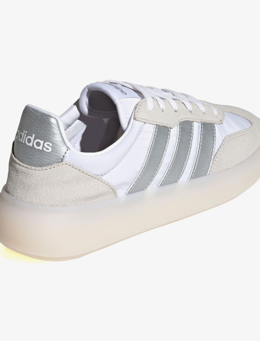 adidas Barreda Decode Kadın Beyaz Spor Ayakkabı adidas Barreda Decode Kadın Beyaz Spor Ayakkabı