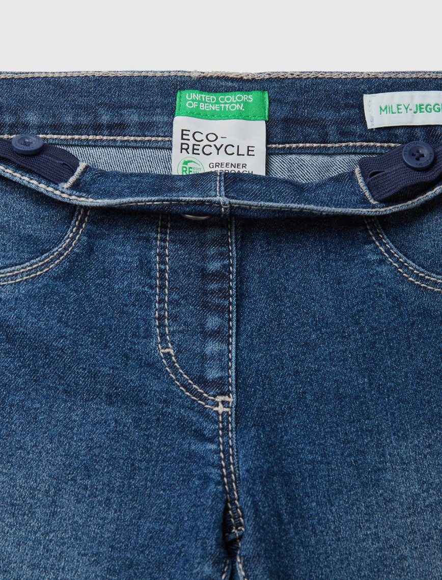 Kız Çocuk Koyu Mavi Eskitilmiş Efektli İç Lastikli Streç Denim Pantolon Kız Çocuk Koyu Mavi Eskitilmiş Efektli İç Lastikli Streç Denim Pantolon