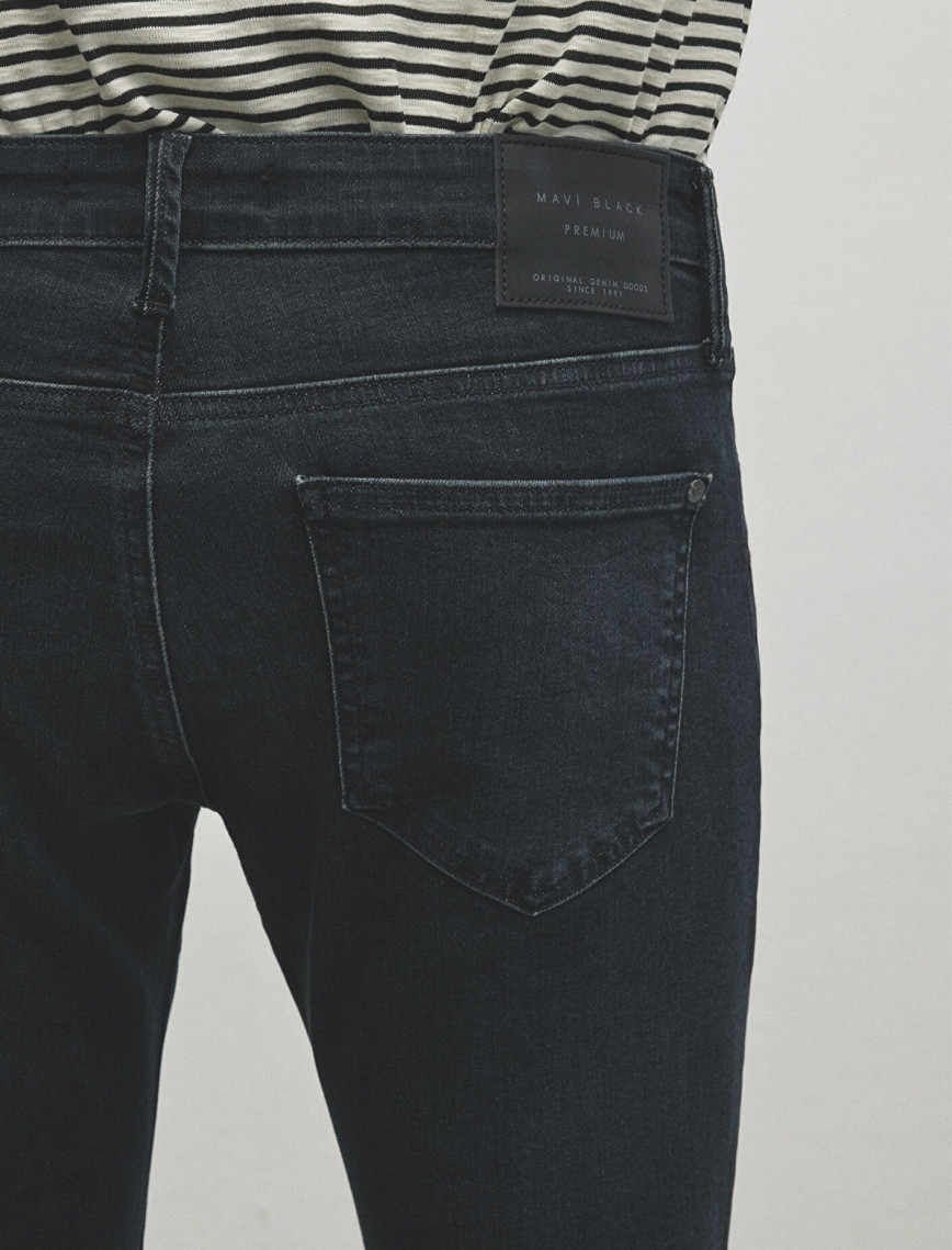 Mavi James Lux Black Puslu Koyu Mavi Jean Pantolon 0042486543 Mavi James Lux Black Puslu Koyu Mavi Jean Pantolon 0042486543