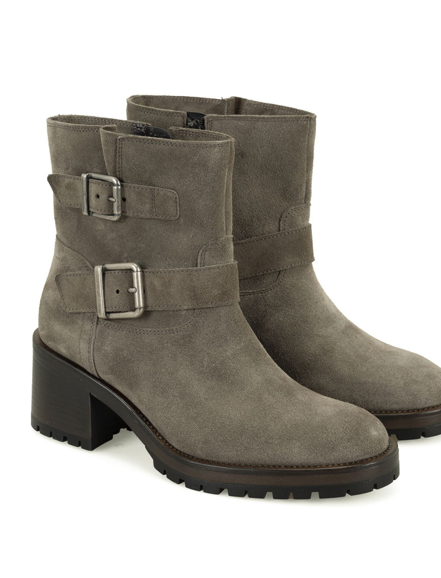 Brices Kemer Aksesuarlı Vizon Kadın Topuklu Süet Bot Brices Kemer Aksesuarlı Vizon Kadın Topuklu Süet Bot