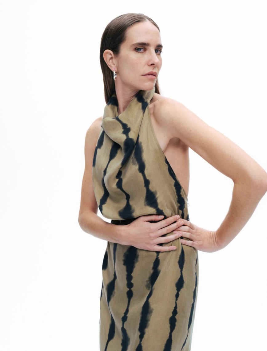 Kemer Detaylı Desenli Maxi Elbise Kemer Detaylı Desenli Maxi Elbise