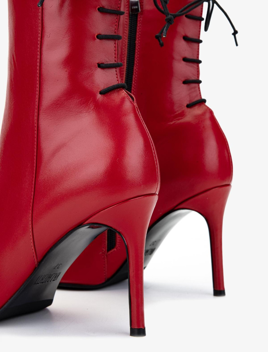 Valmenti Kadın . Kırmızı Topuklu Bot Valmenti Kadın . Kırmızı Topuklu Bot