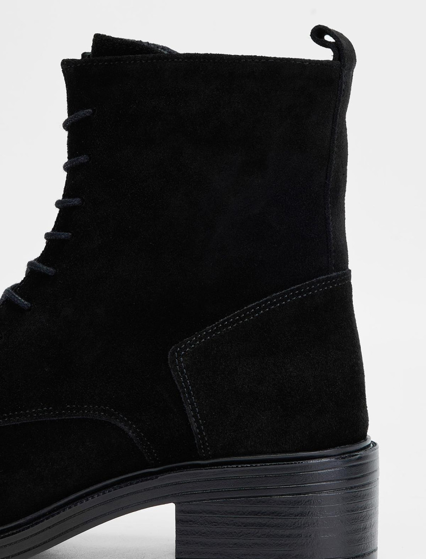 Valmenti Regulus Kadın Siyah Süet Hakiki Deri Casual Bot Valmenti Regulus Kadın Siyah Süet Hakiki Deri Casual Bot