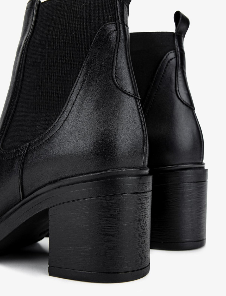 Valmenti Kadın Hakiki Deri Siyah Deri Casual Bot Valmenti Kadın Hakiki Deri Siyah Deri Casual Bot