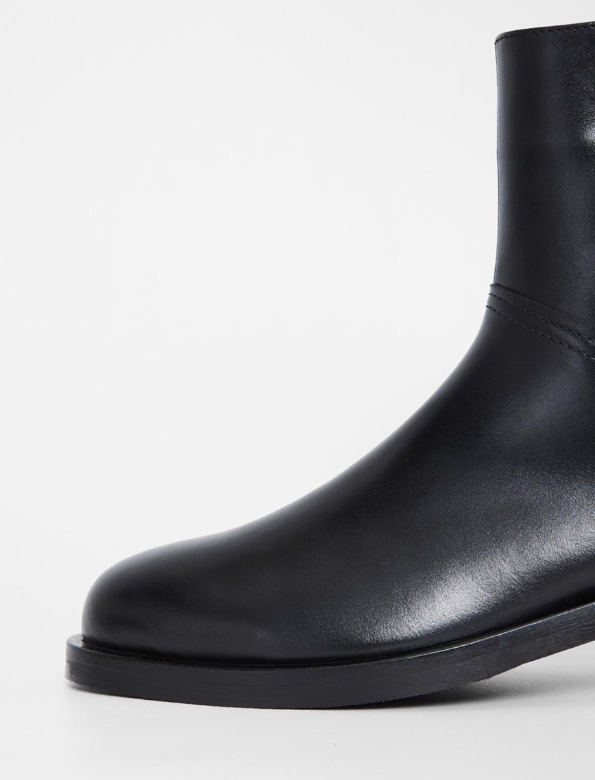 Valmenti Lyrion Kadın Siyah Hakiki Deri Casual Bot Valmenti Lyrion Kadın Siyah Hakiki Deri Casual Bot