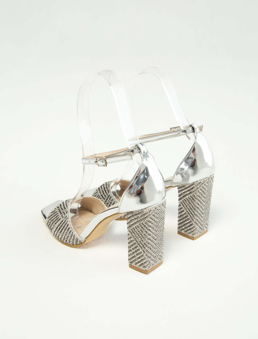 Tamer Tanca Kadın Vegan Gri Topuklu Ayakkabı Tamer Tanca Kadın Vegan Gri Topuklu Ayakkabı