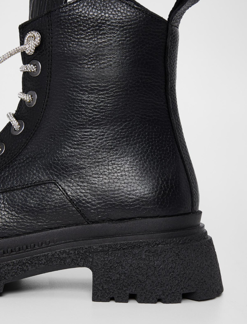 Valmenti Kadın Siyah Hakiki Deri Casual Bot Valmenti Kadın Siyah Hakiki Deri Casual Bot