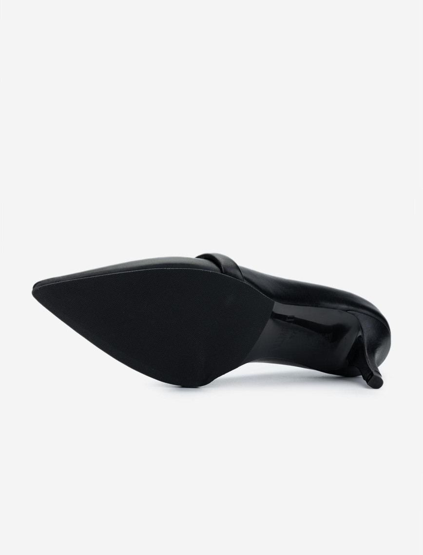 Valmenti Kadın Hakiki Deri Siyah Deri Topuklu Ayakkabı Valmenti Kadın Hakiki Deri Siyah Deri Topuklu Ayakkabı