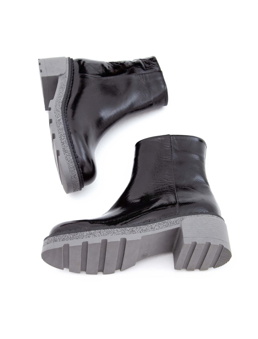 Tamer Tanca Kadın Hakiki Deri Siyah Rugan Casual Bot Tamer Tanca Kadın Hakiki Deri Siyah Rugan Casual Bot