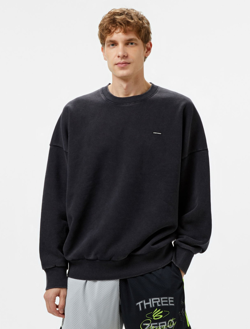 Under Armour icon Hwt Flc Wash Os Crew Erkek Siyah Sweatshirt Under Armour icon Hwt Flc Wash Os Crew Erkek Siyah Sweatshirt