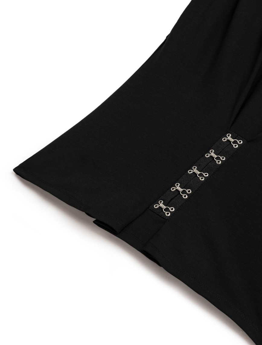 Agraf Aksesuar Detaylı Tişört Agraf Aksesuar Detaylı Tişört