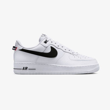 Nike Air Force 1 '07 LV8 Erkek Beyaz Spor Ayakkabı Nike Air Force 1 '07 LV8 Erkek Beyaz Spor Ayakkabı