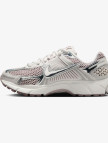 Nike Zoom Vomero 5 Kadın Gri Spor Ayakkabı Nike Zoom Vomero 5 Kadın Gri Spor Ayakkabı