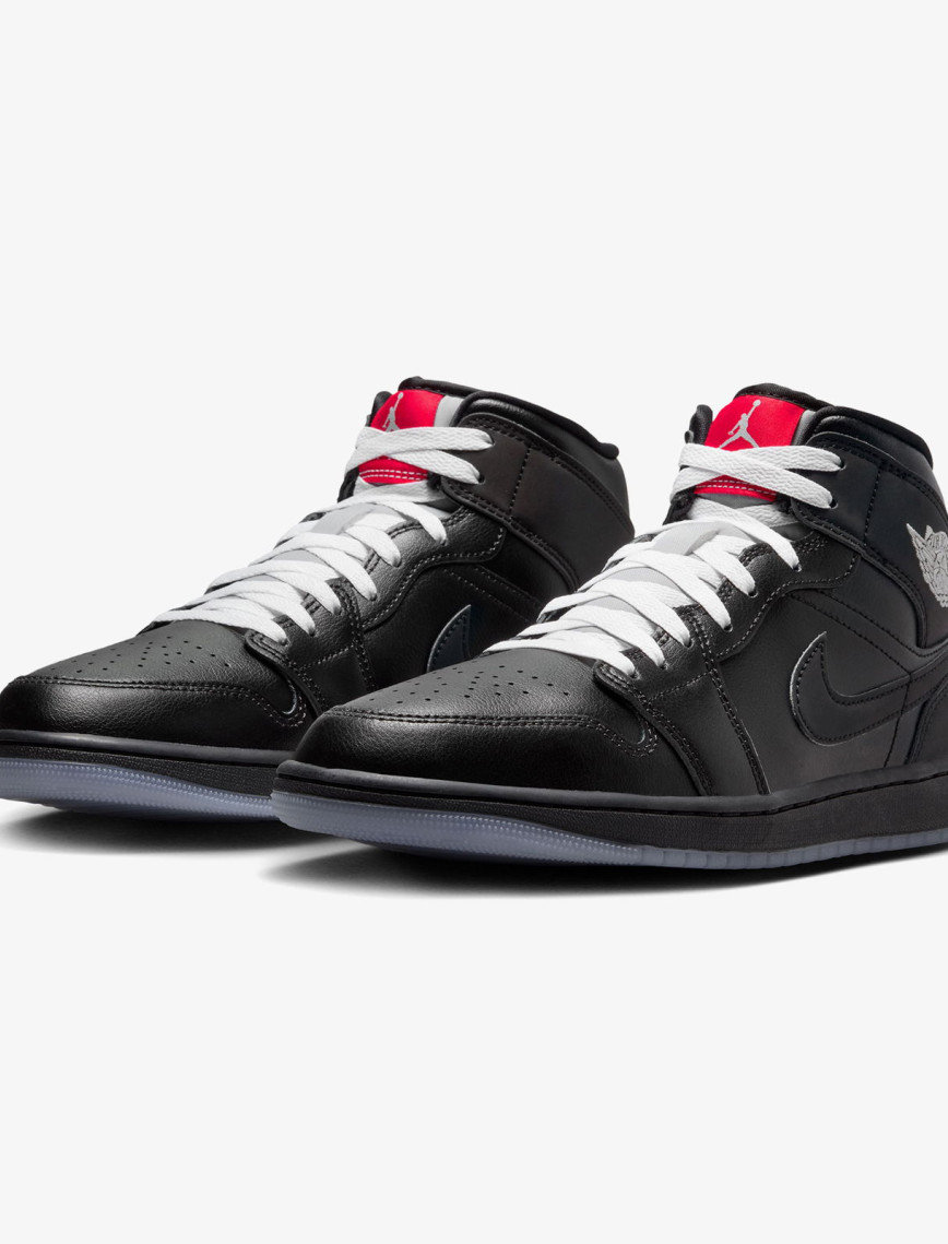 Jordan Air 1 Mid SE Erkek Siyah Spor Ayakkabı Jordan Air 1 Mid SE Erkek Siyah Spor Ayakkabı