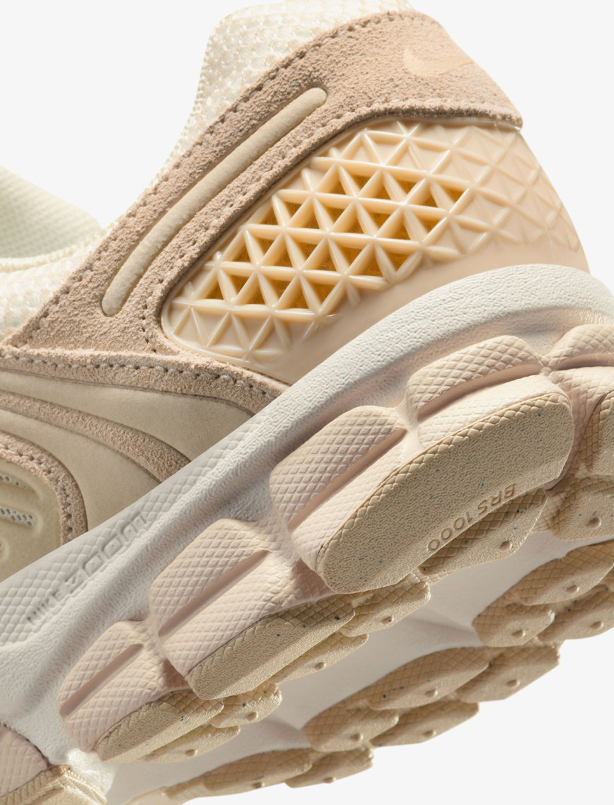 Nike Zoom Vomero 5 Kadın Kahverengi Spor Ayakkabı Nike Zoom Vomero 5 Kadın Kahverengi Spor Ayakkabı