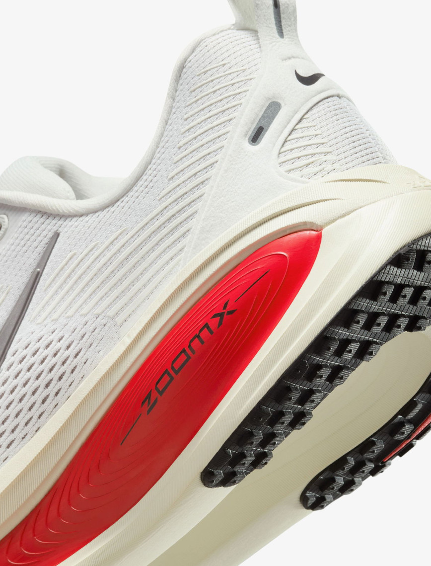 Nike Vomero 18 Erkek Gri Koşu Ayakkabısı Nike Vomero 18 Erkek Gri Koşu Ayakkabısı