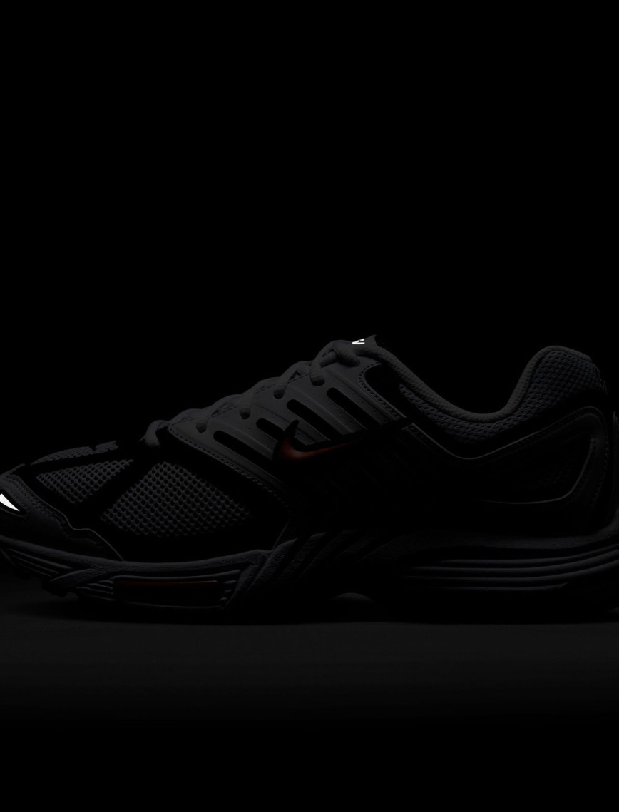 Nike Air Pegasus 2005 Erkek Beyaz Spor Ayakkabı Nike Air Pegasus 2005 Erkek Beyaz Spor Ayakkabı