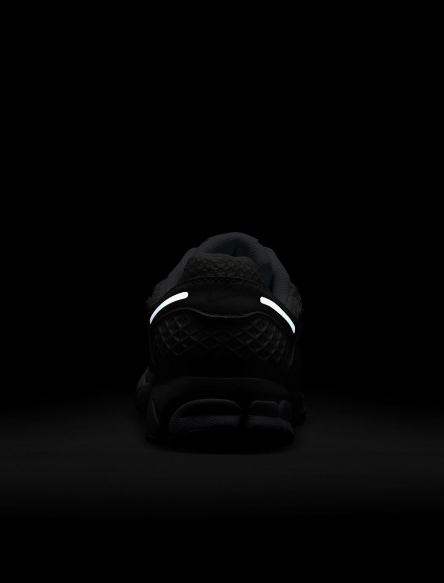 Nike Zoom Vomero 5 Kadın Beyaz Spor Ayakkabı Nike Zoom Vomero 5 Kadın Beyaz Spor Ayakkabı