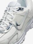 Nike Zoom Vomero 5 Kadın Beyaz Spor Ayakkabı Nike Zoom Vomero 5 Kadın Beyaz Spor Ayakkabı