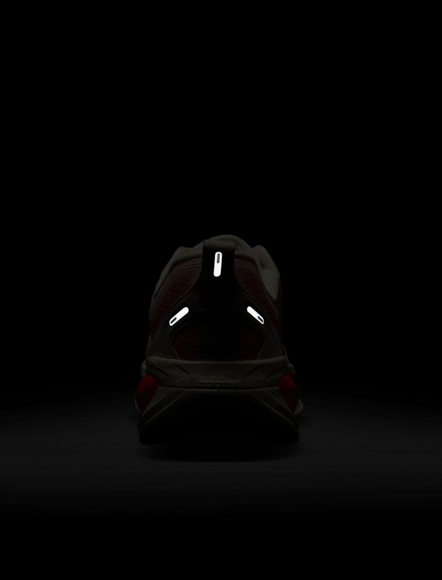 Nike Vomero 18 Kadın Turuncu Koşu Ayakkabısı Nike Vomero 18 Kadın Turuncu Koşu Ayakkabısı