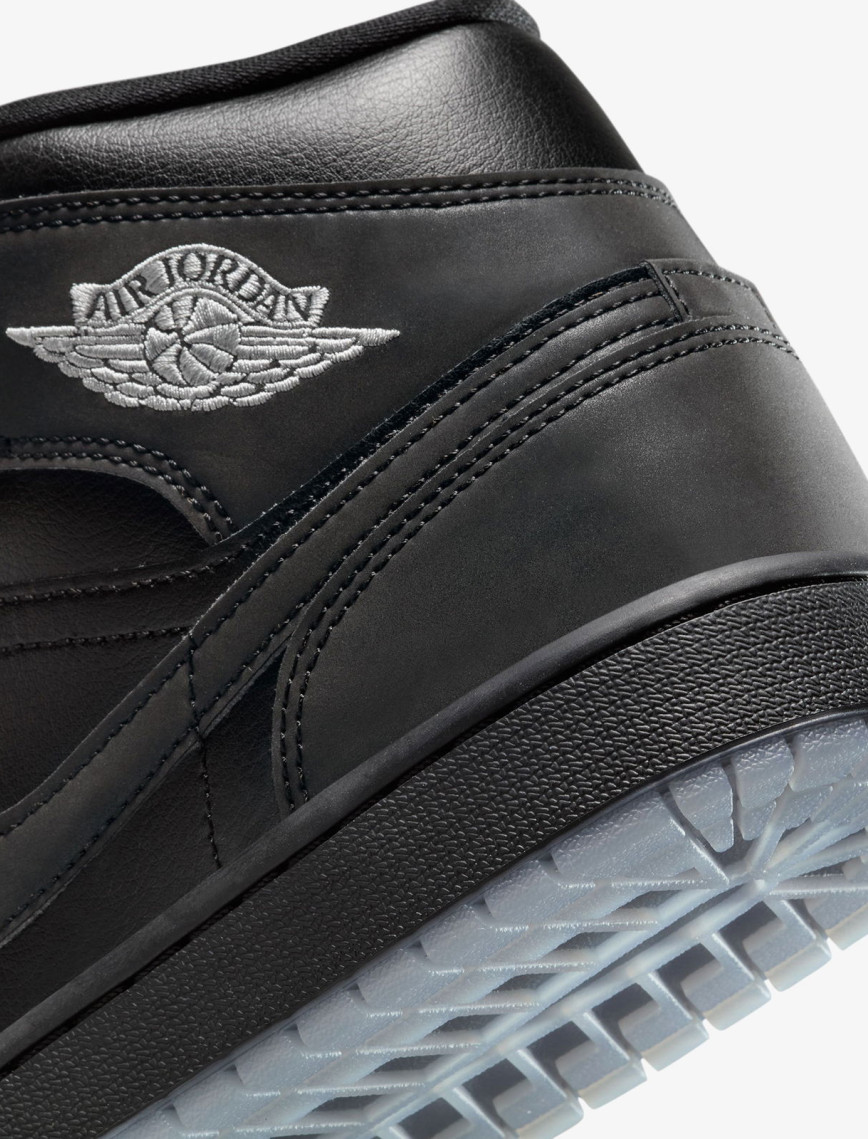 Jordan Air 1 Mid SE Erkek Siyah Spor Ayakkabı Jordan Air 1 Mid SE Erkek Siyah Spor Ayakkabı