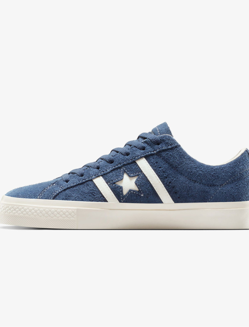 Converse One Star Academy Pro Unisex Lacivert Süet Sneaker Converse One Star Academy Pro Unisex Lacivert Süet Sneaker