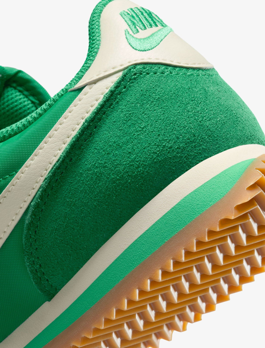 Nike Cortez Kadın Yeşil Spor Ayakkabı Nike Cortez Kadın Yeşil Spor Ayakkabı