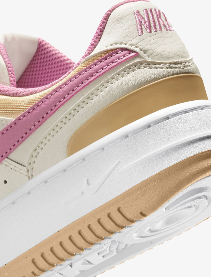 Nike Gamma Force Kadın Krem Rengi Spor Ayakkabı Nike Gamma Force Kadın Krem Rengi Spor Ayakkabı