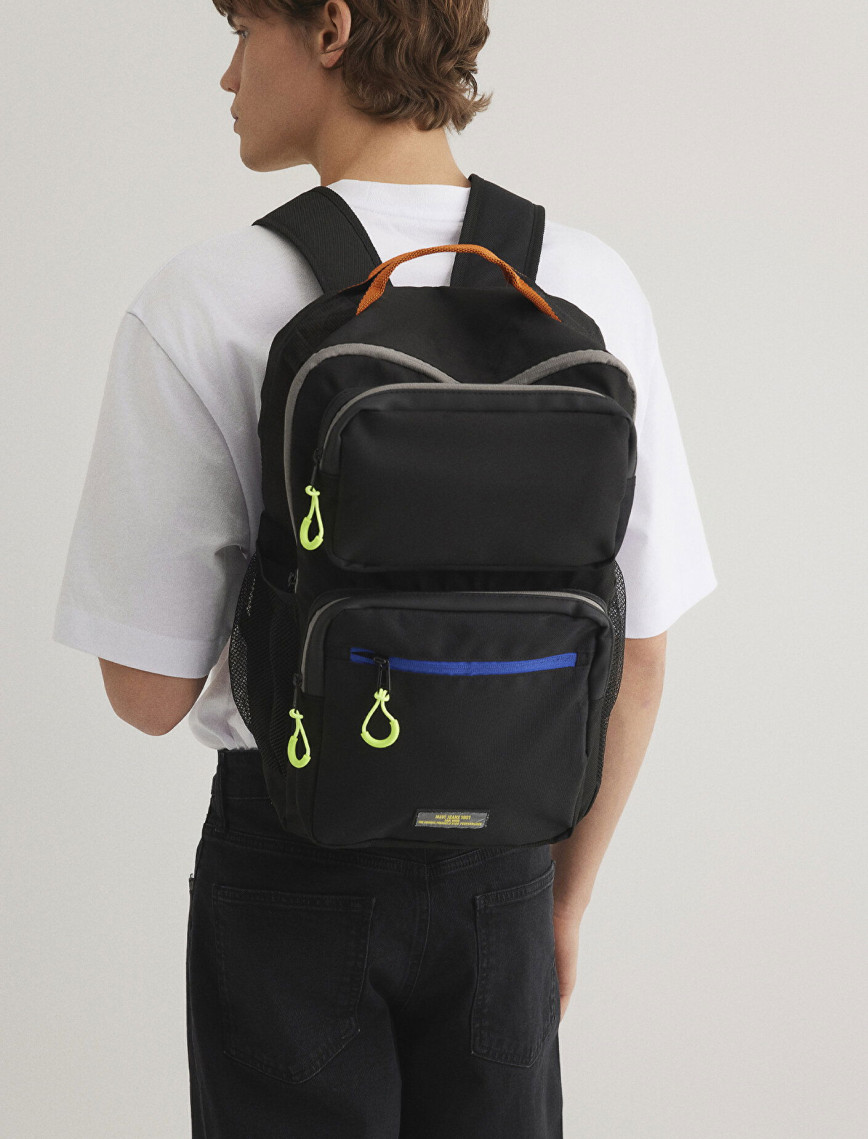 Mavi Çok Cepli Siyah Sırt Çantası 0911832-900