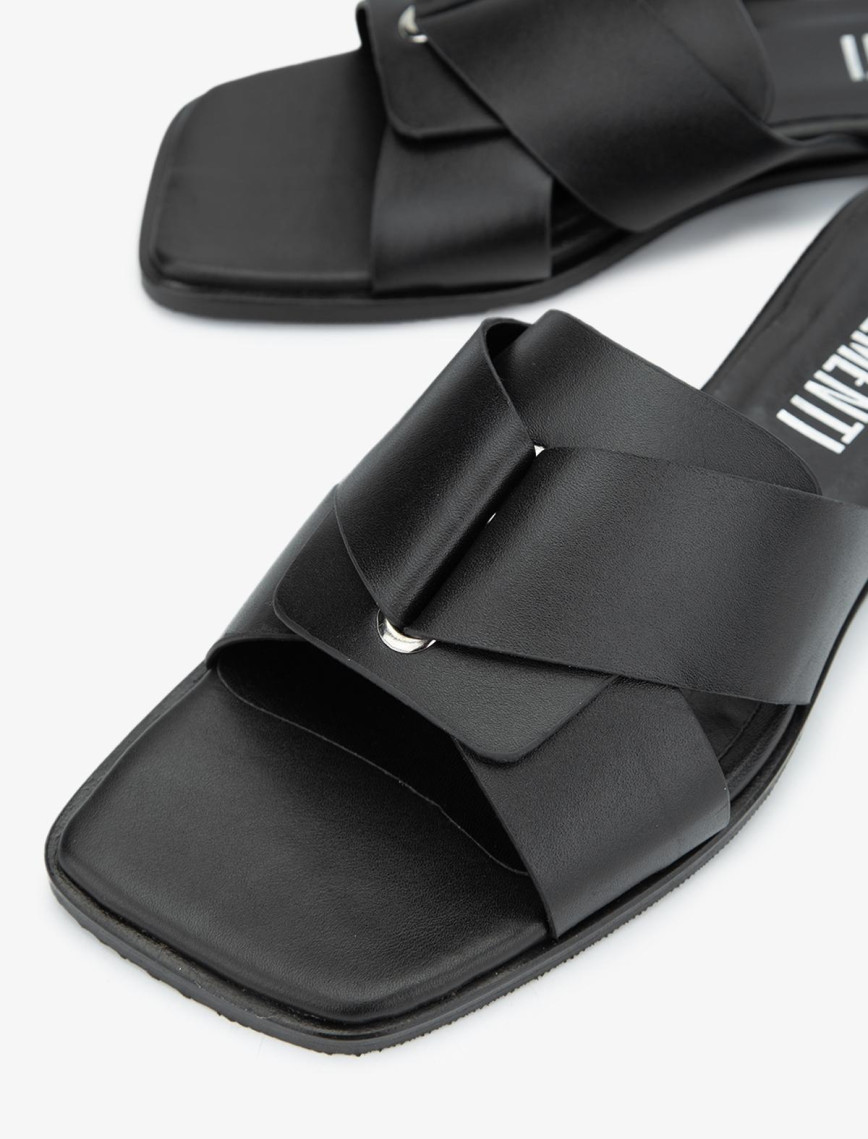 Valmenti Zuky Kadın Siyah Hakiki Deri Terlik Valmenti Zuky Kadın Siyah Hakiki Deri Terlik