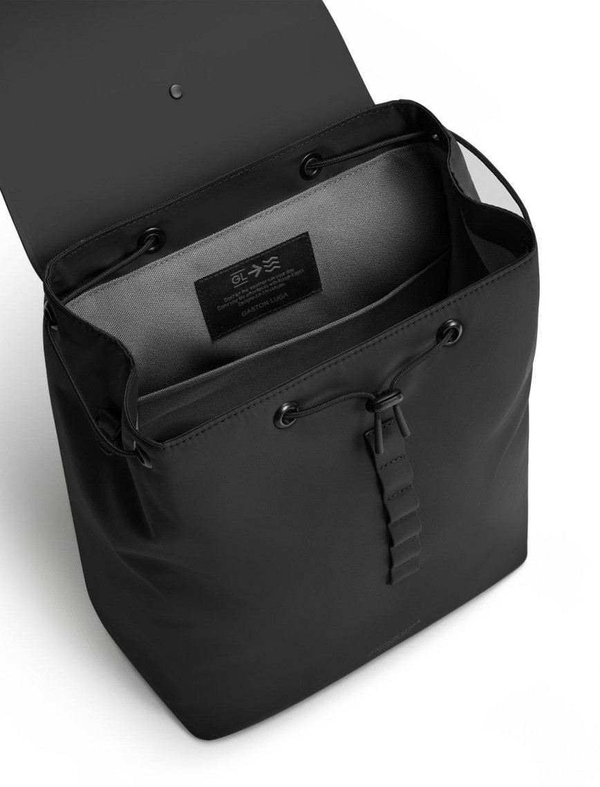 Gaston Luga Dash Bucket Laptop Bölmeli Sırt Çantası 11"/13" - Siyah Gaston Luga Dash Bucket Laptop Bölmeli Sırt Çantası 11"/13" - Siyah