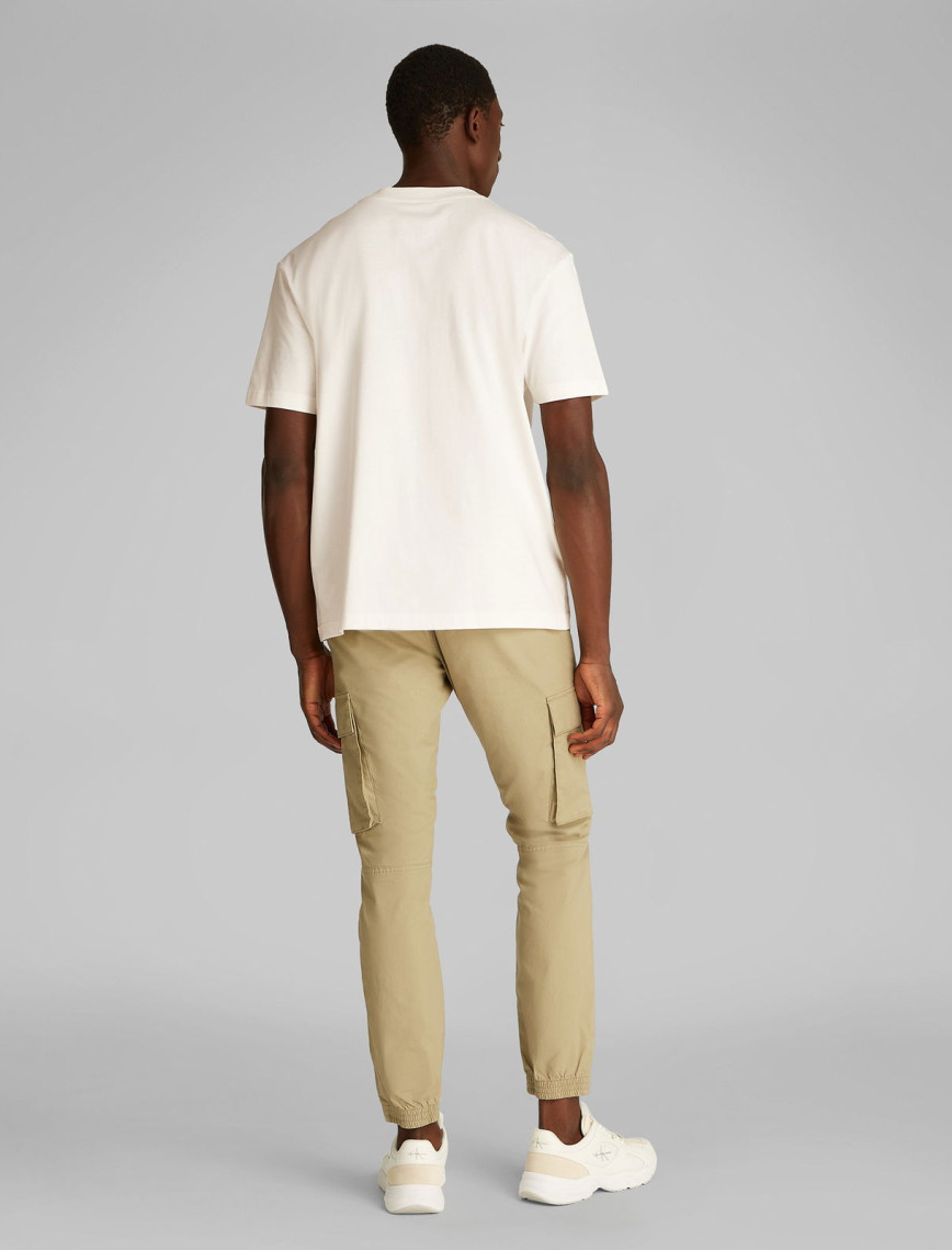 Calvin Klein Monologo Shift Erkek Beyaz T-Shirt Calvin Klein Monologo Shift Erkek Beyaz T-Shirt