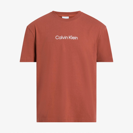 Calvin Klein Hero Logo Comfort Erkek Kırmızı T-Shirt Calvin Klein Hero Logo Comfort Erkek Kırmızı T-Shirt