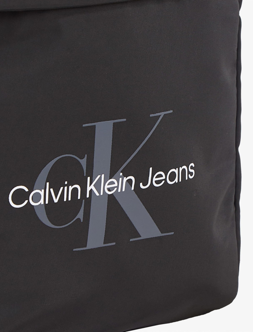 Calvin Klein Sport Essentials Reporter 18 Erkek Siyah El Çantası Calvin Klein Sport Essentials Reporter 18 Erkek Siyah El Çantası