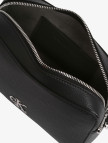 Calvin Klein Minimal Monogram Camera 20 Kadın Siyah El Çantası Calvin Klein Minimal Monogram Camera 20 Kadın Siyah El Çantası