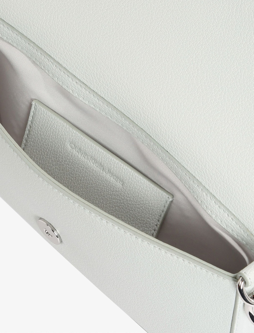 Calvin Klein Minimal Monogram Kadın Beyaz El Çantası Calvin Klein Minimal Monogram Kadın Beyaz El Çantası