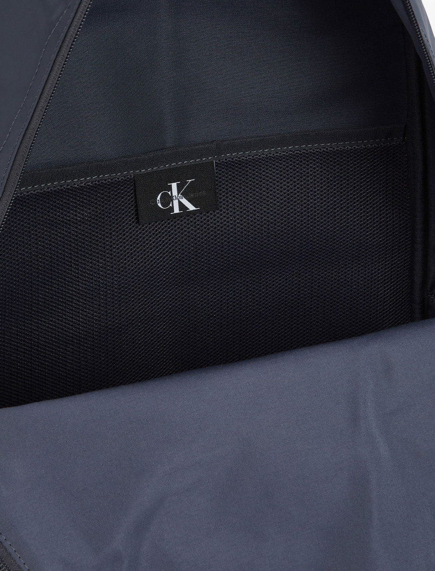 Calvin Klein Sport Essentials Erkek Mavi Sırt Çantası Calvin Klein Sport Essentials Erkek Mavi Sırt Çantası